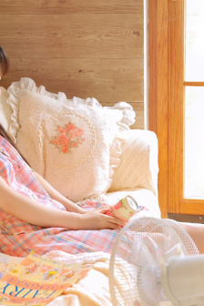 尼姑小寡妇免费播放电视剧